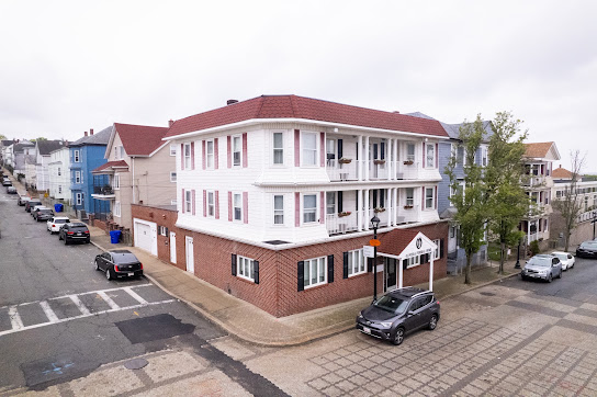 Oliveira Funeral Home gallery image 3
